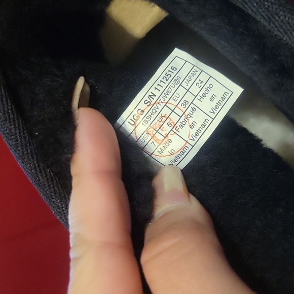 Ugg boots - Picture 5 of 6